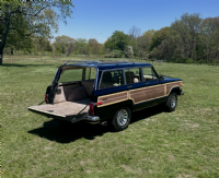 1990 JEEP Grand Wagoneer Base