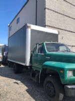 1990 Ford F600 Box Truck