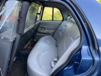 2000 Ford Crown Victoria