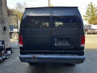 2001 Ford E-350