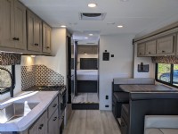 2026 Sunseeker Forest River 29'