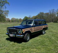 1990 JEEP Grand Wagoneer Base
