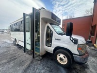 2013 Ford E-450