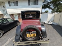 1925 REO T-6 4 Passenger Coupe