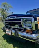 1990 JEEP Grand Wagoneer Base